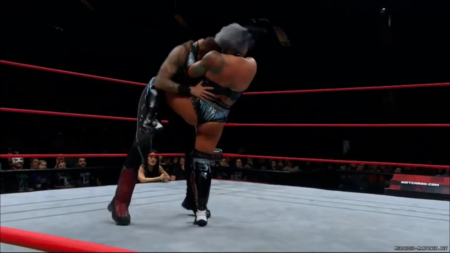 mercedesroh20231012_00_00_51_00_Still290.jpg