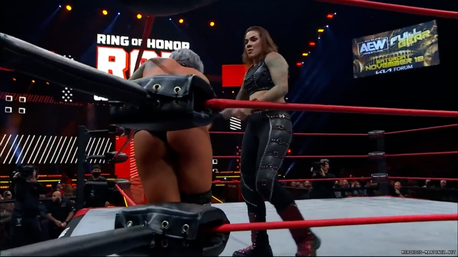 mercedesroh20231012_00_01_27_15_Still502.jpg
