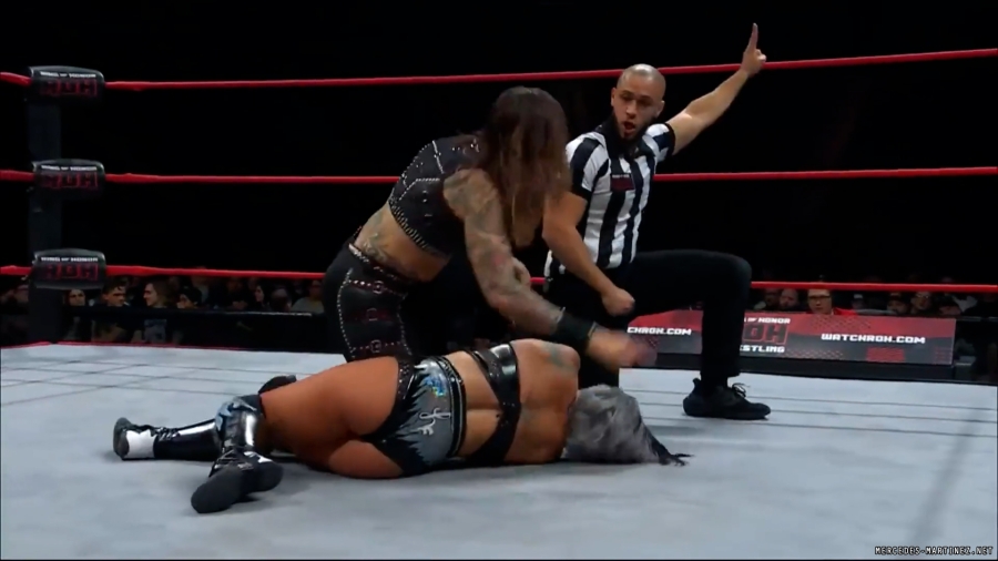 mercedesroh20231012_00_01_44_25_Still597.jpg