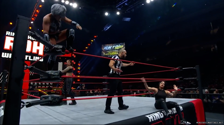 mercedesroh20231012_00_02_15_15_Still764.jpg