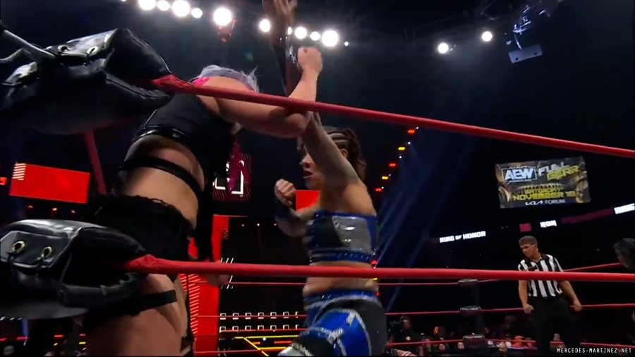 mercedesroh20231026_00_01_58_15_Still491.jpg