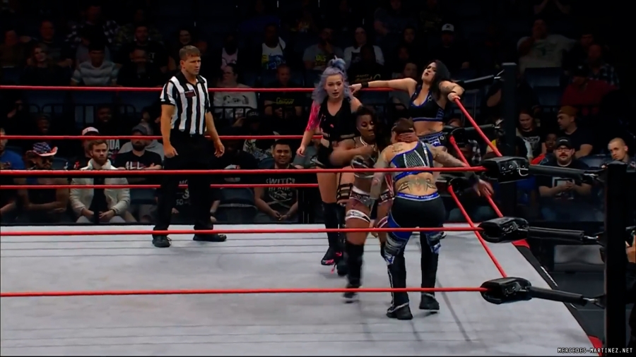 mercedesroh20231026_00_02_52_10_Still751.jpg