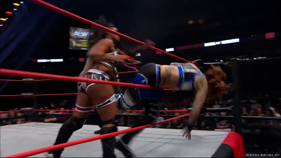 mercedesroh20231026_00_03_16_15_Still824.jpg